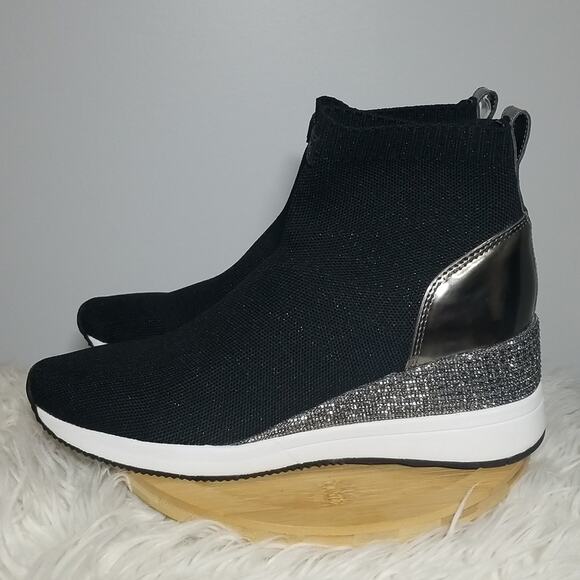 NWOT Michael Kors SKYLER Ionic Black Knit CRYSTAL WEDGE Sneakers size 10 - Picture 1 of 6